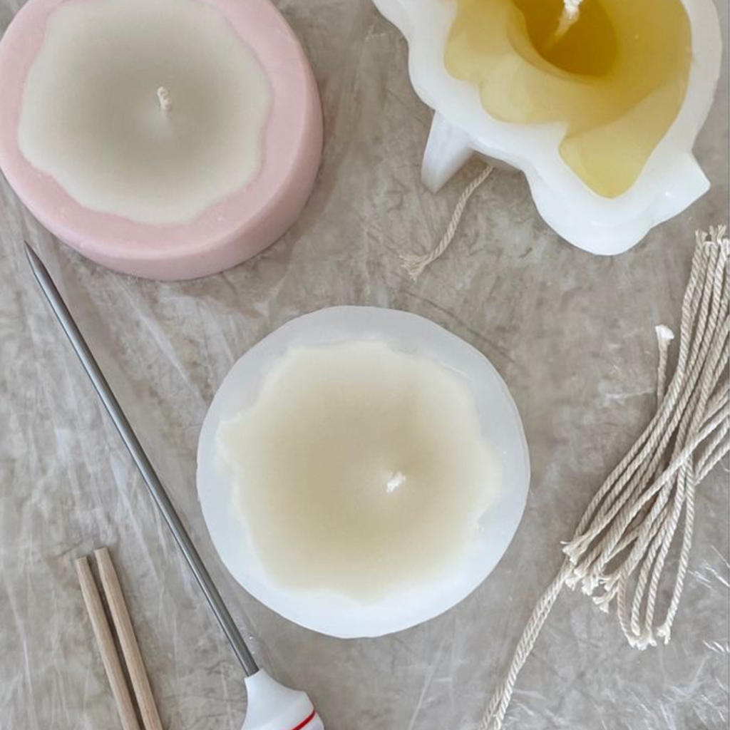 Choosing the Right Candle for Your Mood